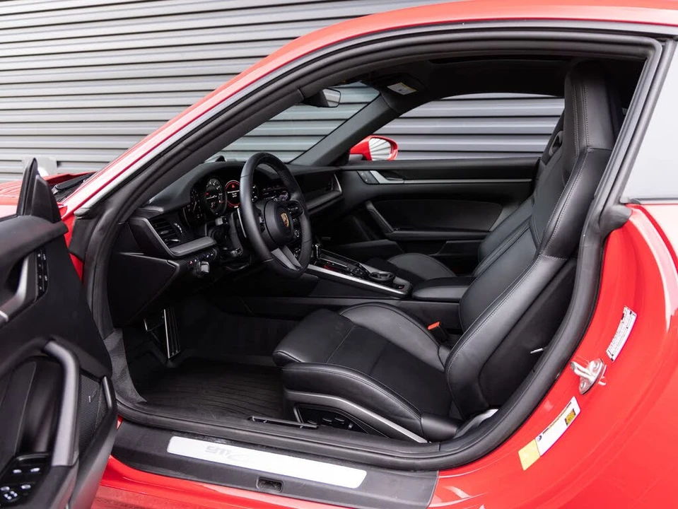 2024 Porsche 992 Carrera S - Image 24 of 31