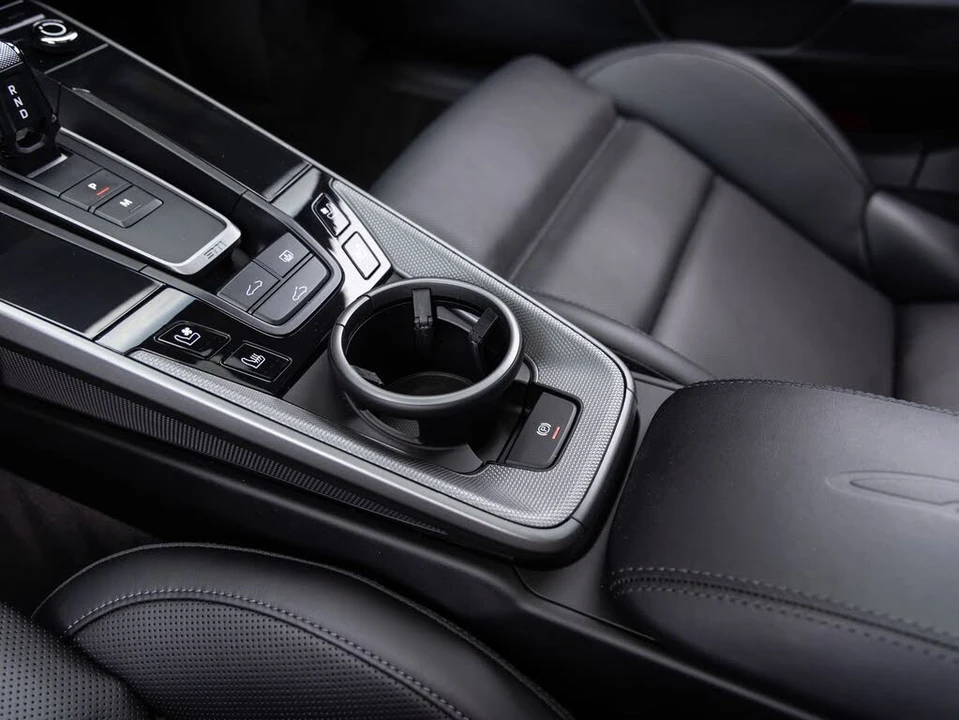 2024 Porsche 992 Carrera S - Image 19 of 31