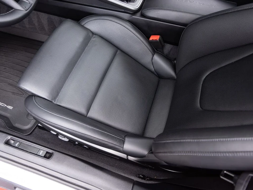 2024 Porsche 992 Carrera S - Image 23 of 31