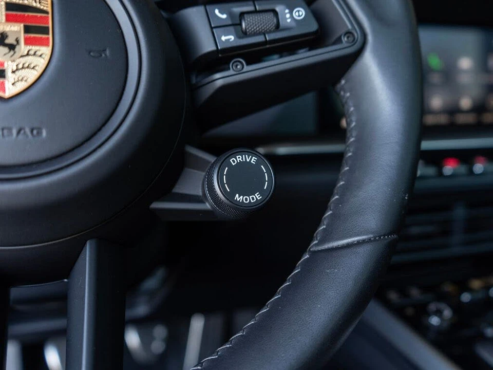 2024 Porsche 992 Carrera S - Image 22 of 31