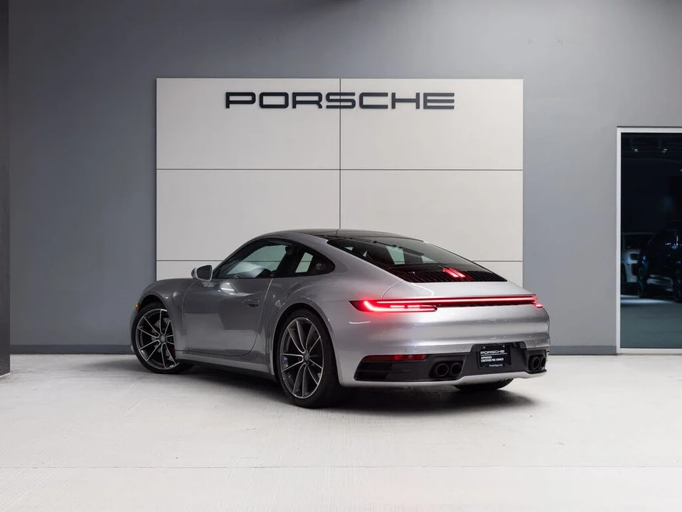 2024 Porsche 992 Carrera S - Image 5 of 31