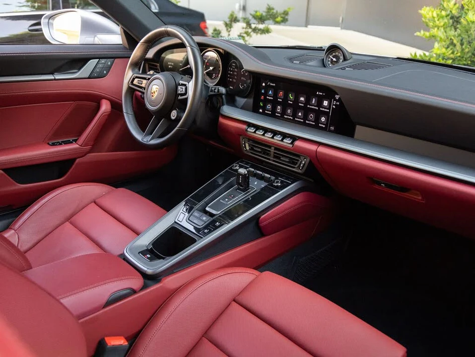 2024 Porsche 992 Carrera S - Image 12 of 31