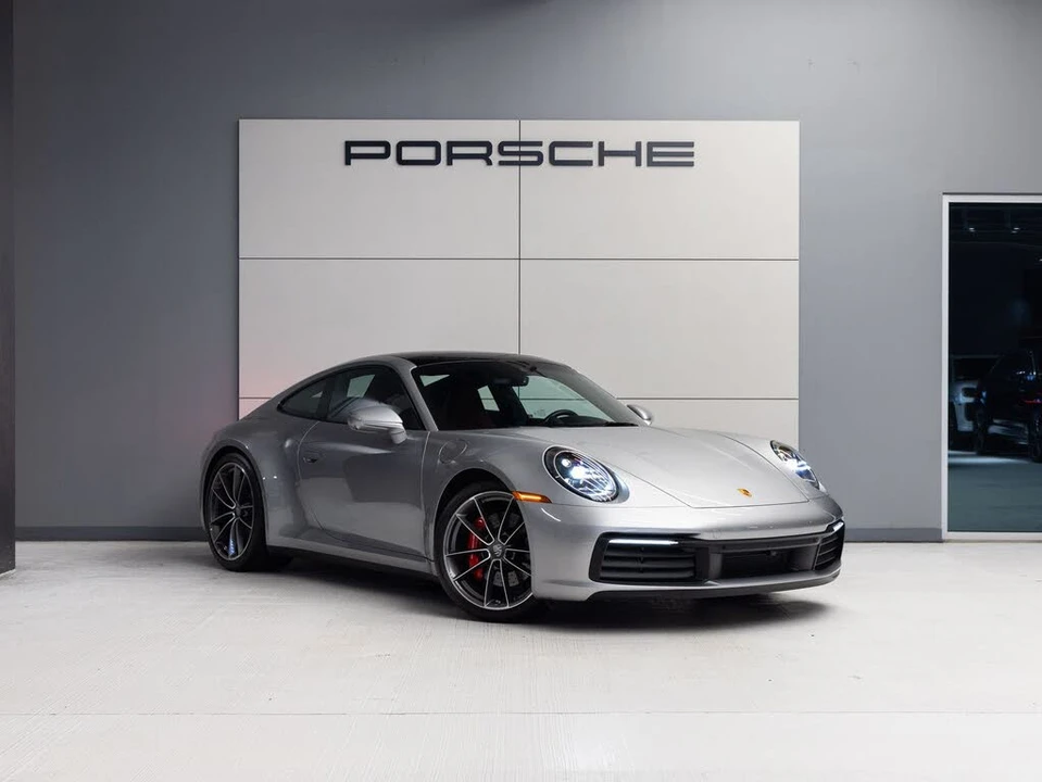 2024 Porsche 992 Carrera S - Image 9 of 31