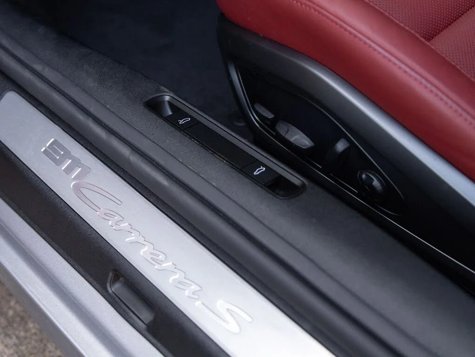 2024 Porsche 992 Carrera S - Image 22 of 31
