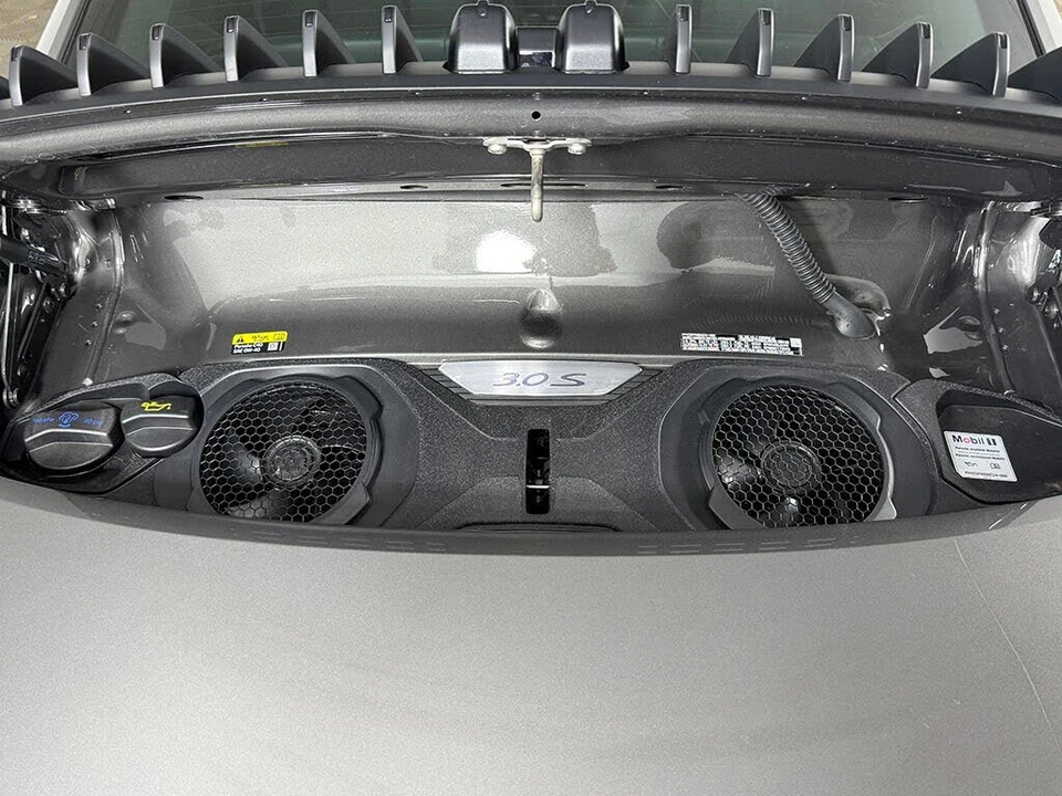 2024 Porsche 992 Carrera S - Image 14 of 31