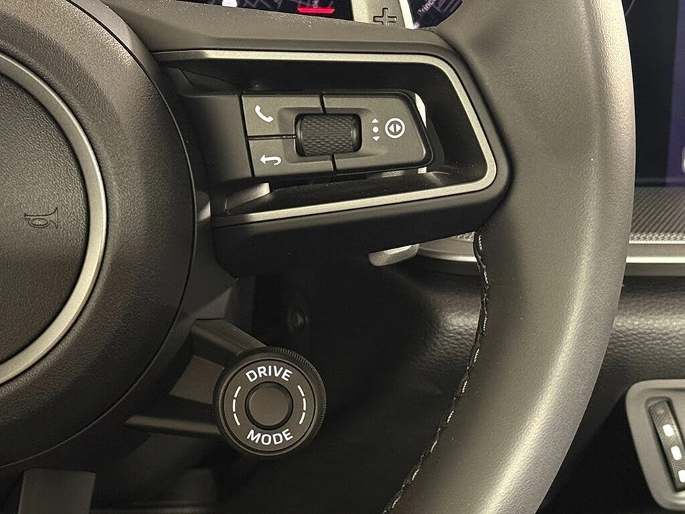 2024 Porsche 992 Carrera S - Image 29 of 31