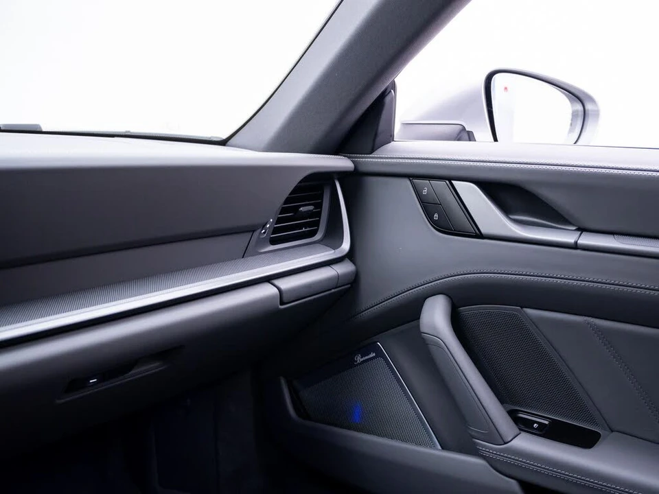 2024 Porsche 992 Carrera S - Image 31 of 31