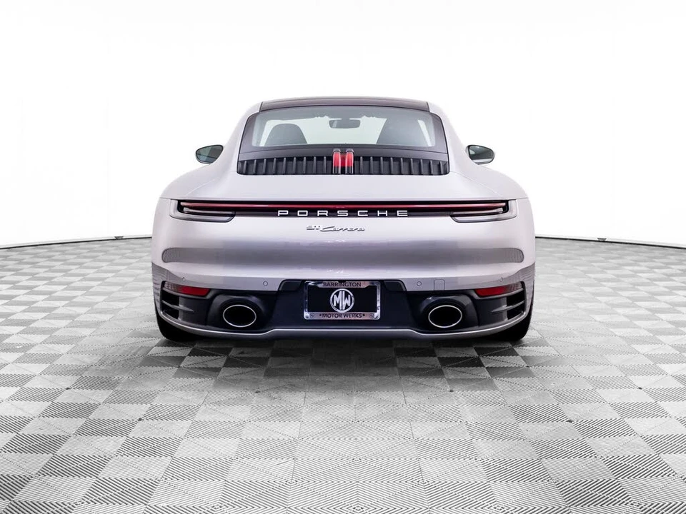 2024 Porsche 992 Carrera S - Image 10 of 31