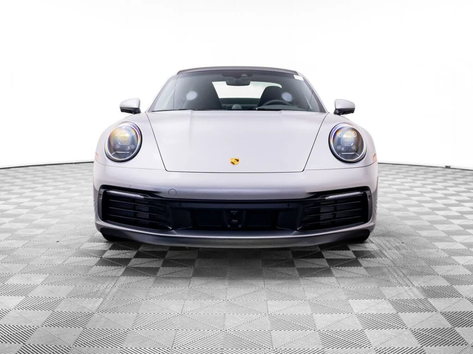 2024 Porsche 992 Carrera S - Image 9 of 31