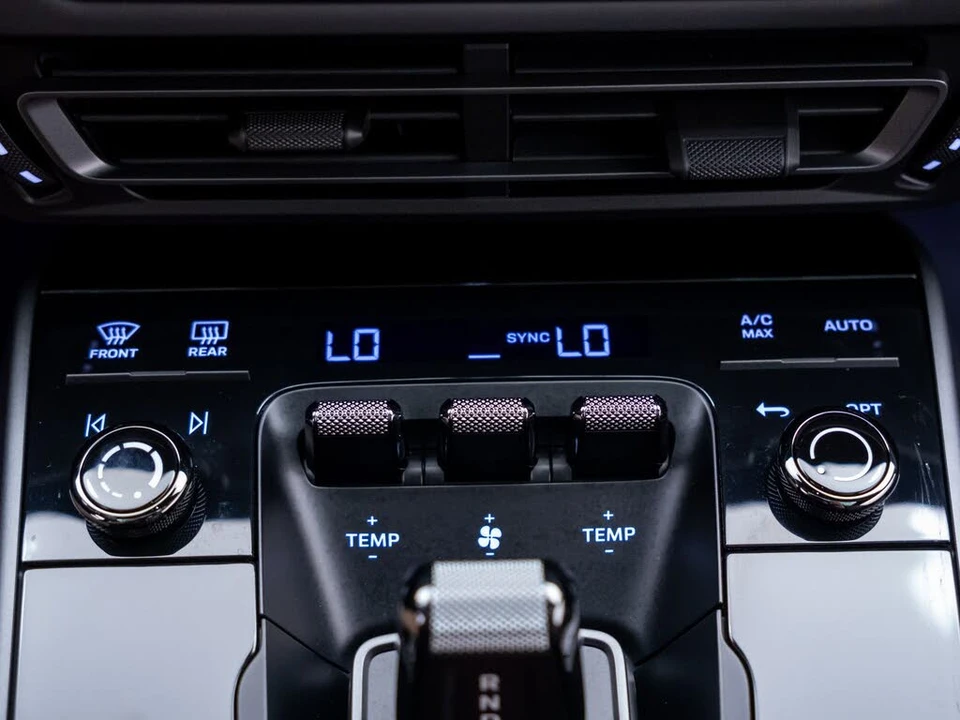 2024 Porsche 992 Carrera S - Image 26 of 31