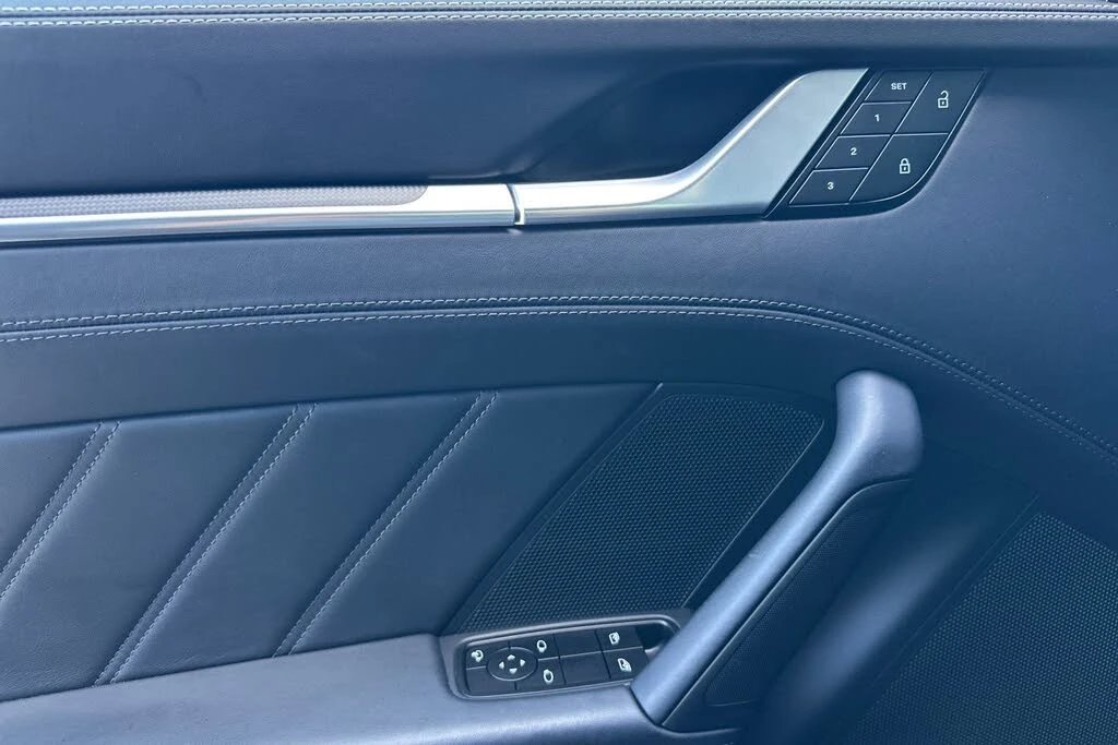 2024 Porsche 992 Carrera S - Image 12 of 31