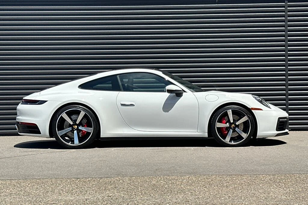2024 Porsche 992 Carrera S - Image 9 of 31