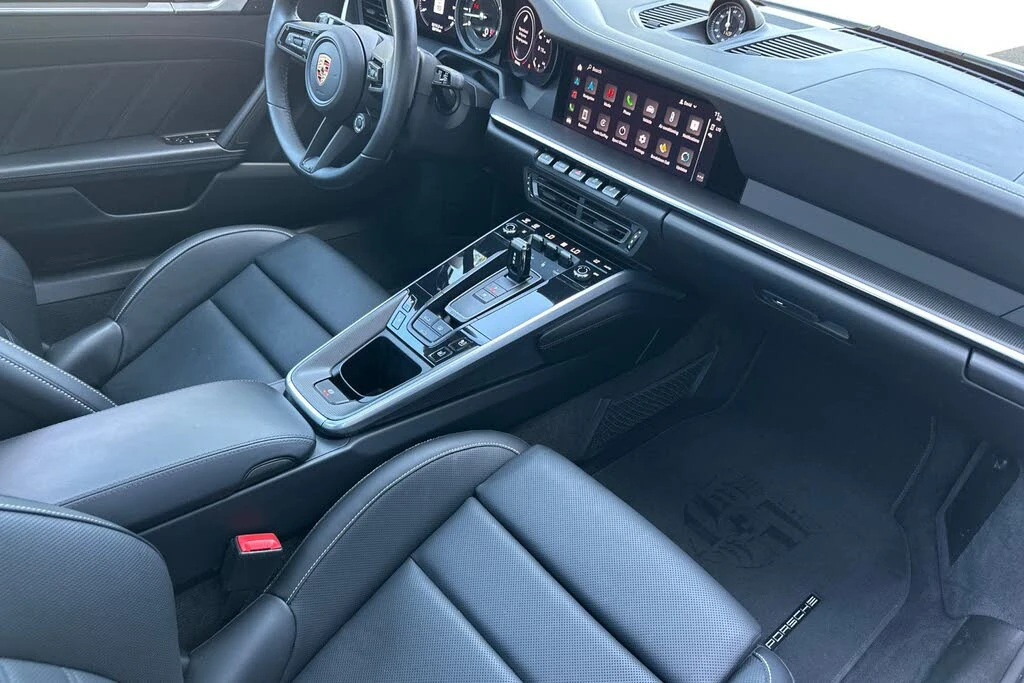 2024 Porsche 992 Carrera S - Image 17 of 31