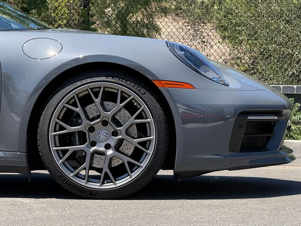 2024 Porsche 992 Carrera S - Image 12 of 31