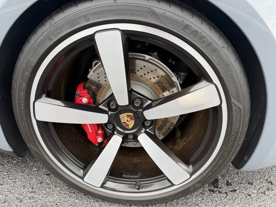 2024 Porsche 992 Carrera S - Image 10 of 31