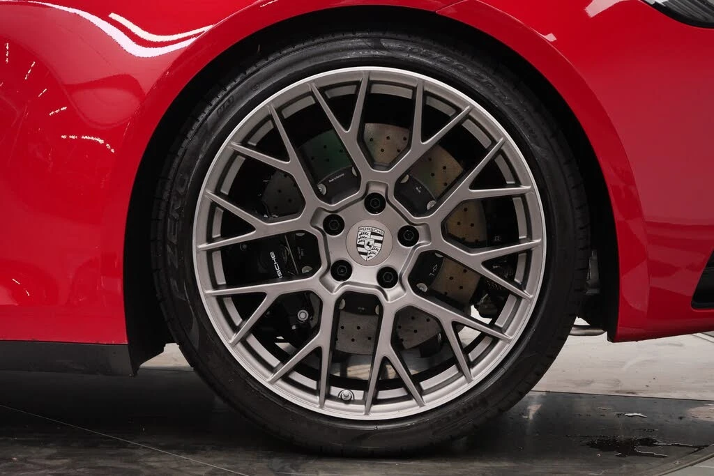 2024 Porsche 992 Carrera S - Image 11 of 31
