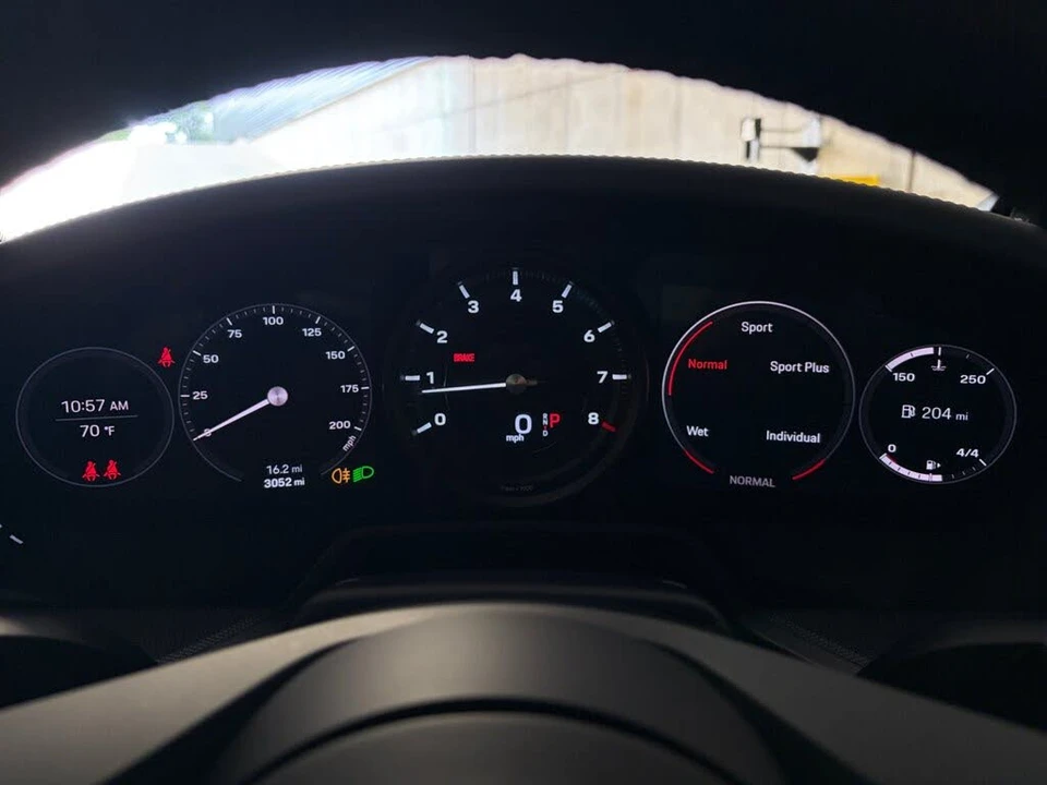 2024 Porsche 992 Carrera S - Image 6 of 31
