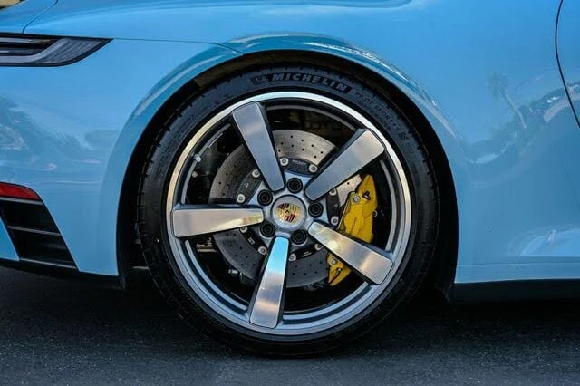 2024 Porsche 992 Carrera S - Image 16 of 31