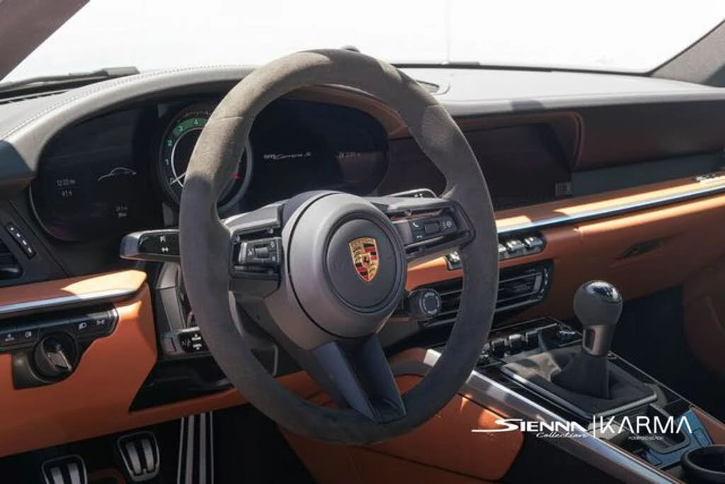 2024 Porsche 992 Carrera S - Image 16 of 31