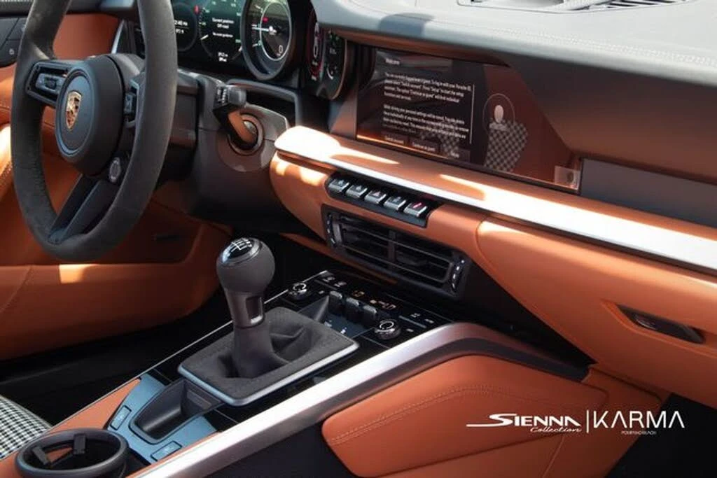 2024 Porsche 992 Carrera S - Image 27 of 31