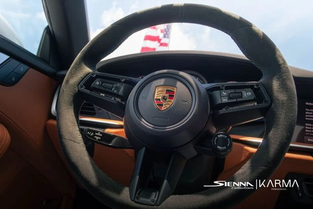 2024 Porsche 992 Carrera S - Image 15 of 31