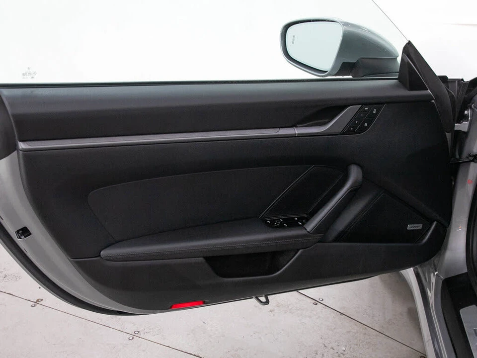 2024 Porsche 992 Carrera S - Image 15 of 31