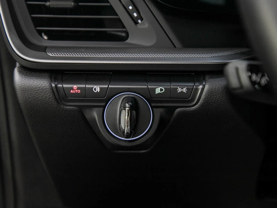 2024 Porsche 992 Carrera S - Image 18 of 31