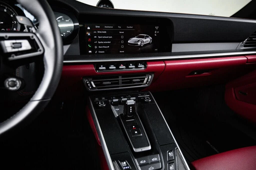 2024 Porsche 992 Carrera S - Image 19 of 30