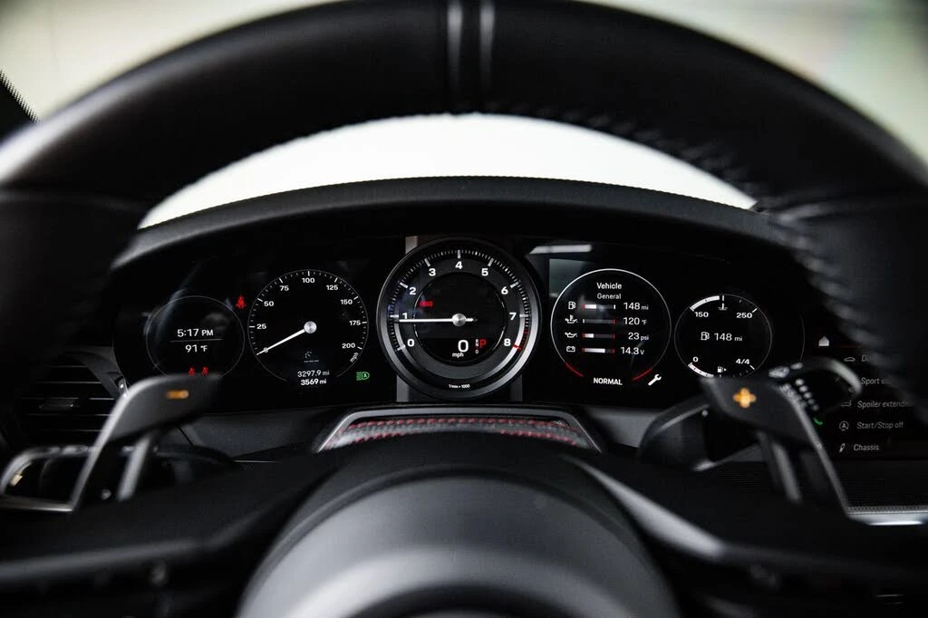 2024 Porsche 992 Carrera S - Image 15 of 30