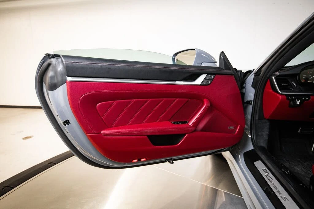 2024 Porsche 992 Carrera S - Image 23 of 30