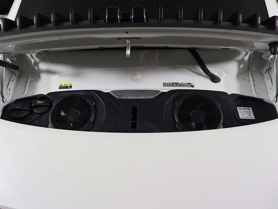 2024 Porsche 992 Carrera S - Image 13 of 31