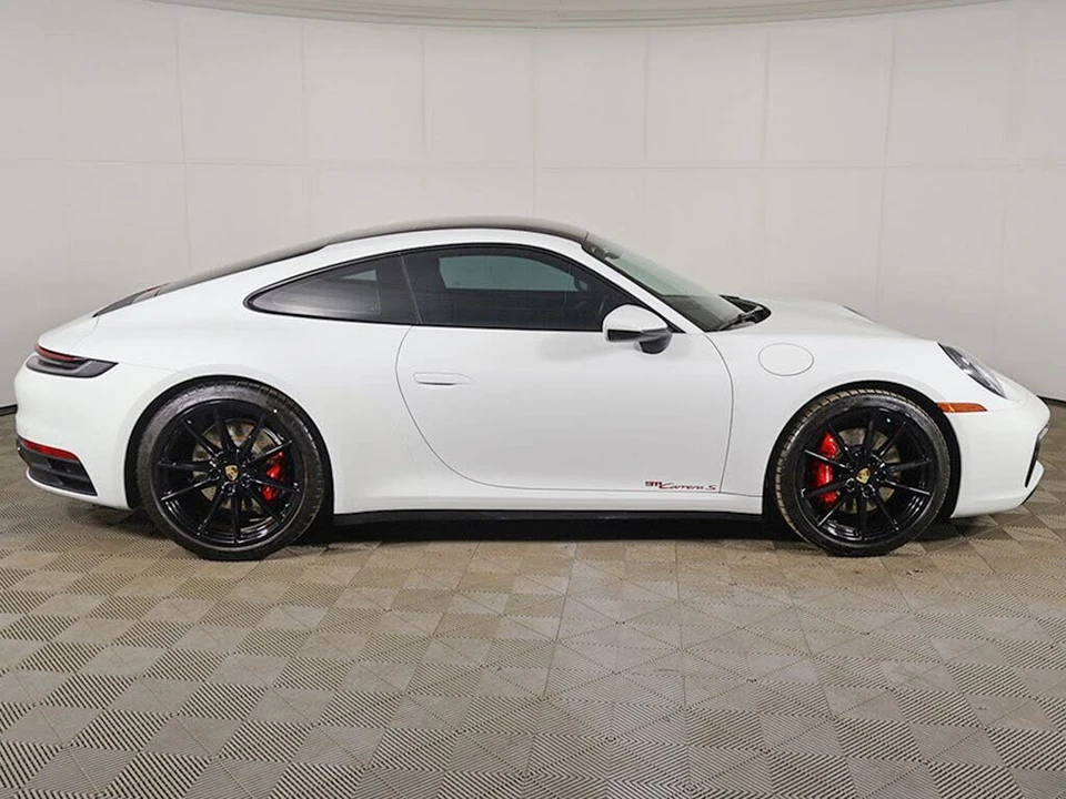 2024 Porsche 992 Carrera S - Image 12 of 31