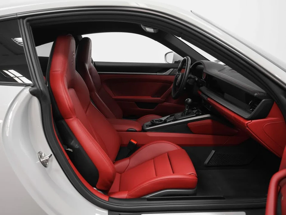2024 Porsche 992 Carrera S - Image 29 of 31