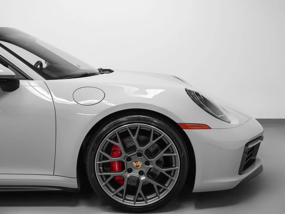 2024 Porsche 992 Carrera S - Image 16 of 31