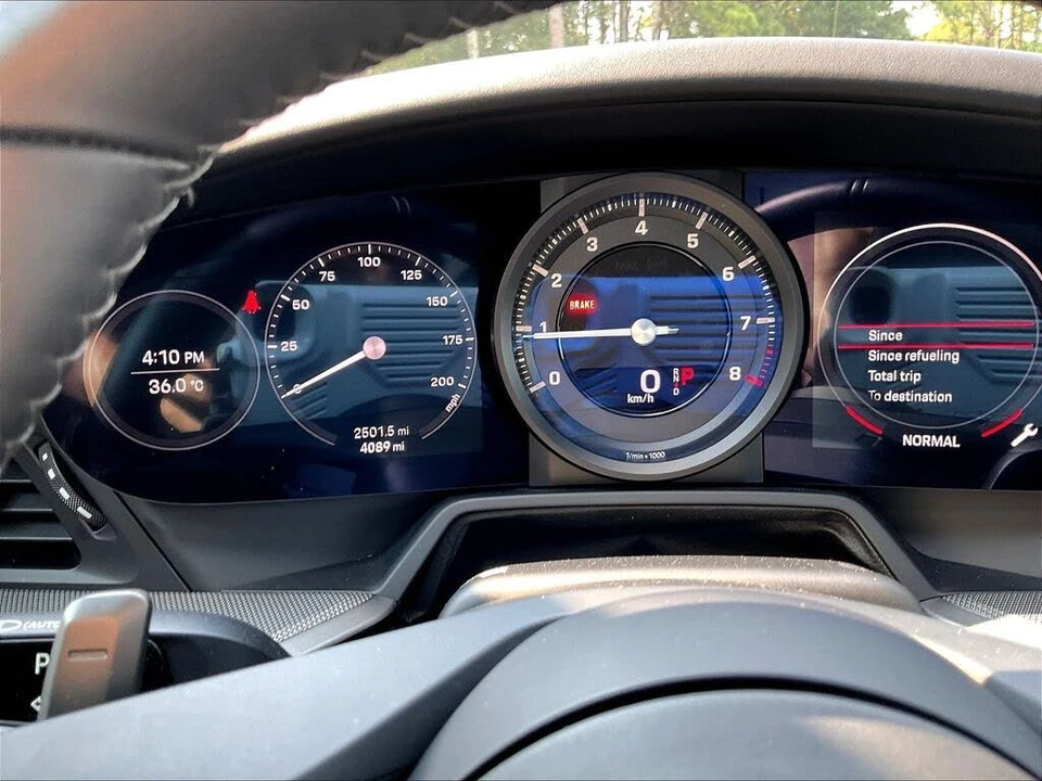 2024 Porsche 992 Carrera S - Image 12 of 29