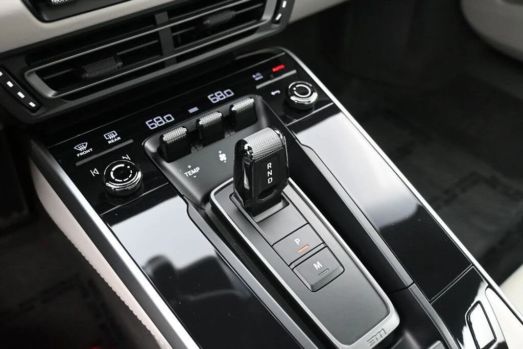 2024 Porsche 992 Carrera S - Image 12 of 31