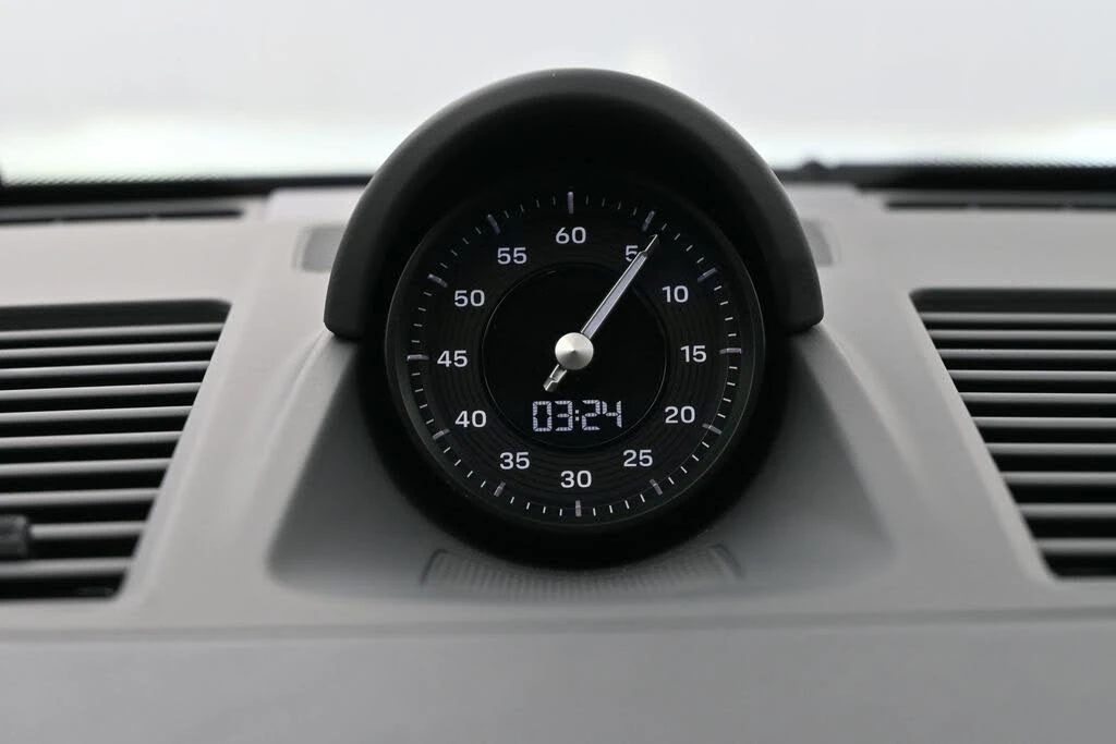 2024 Porsche 992 Carrera S - Image 11 of 31