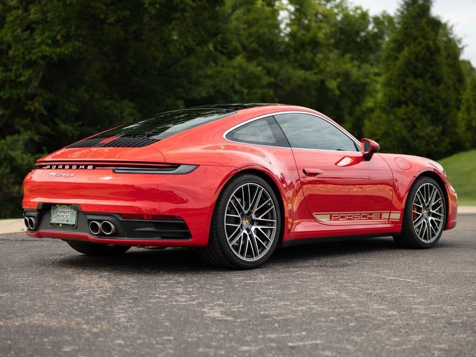 2024 Porsche 992 Carrera S - Image 7 of 31