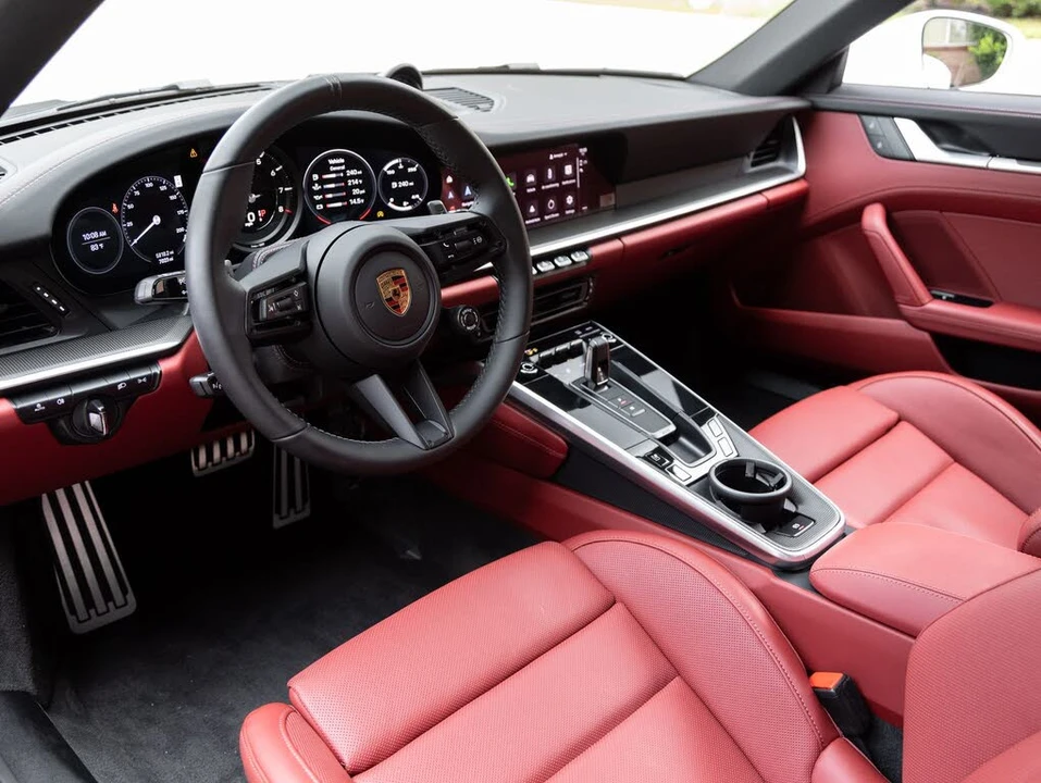 2024 Porsche 992 Carrera S - Image 4 of 31