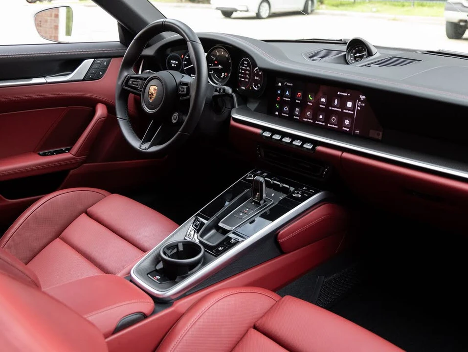 2024 Porsche 992 Carrera S - Image 12 of 31