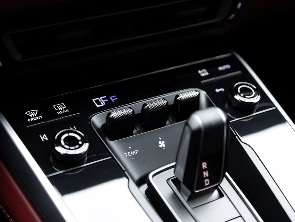 2024 Porsche 992 Carrera S - Image 27 of 31