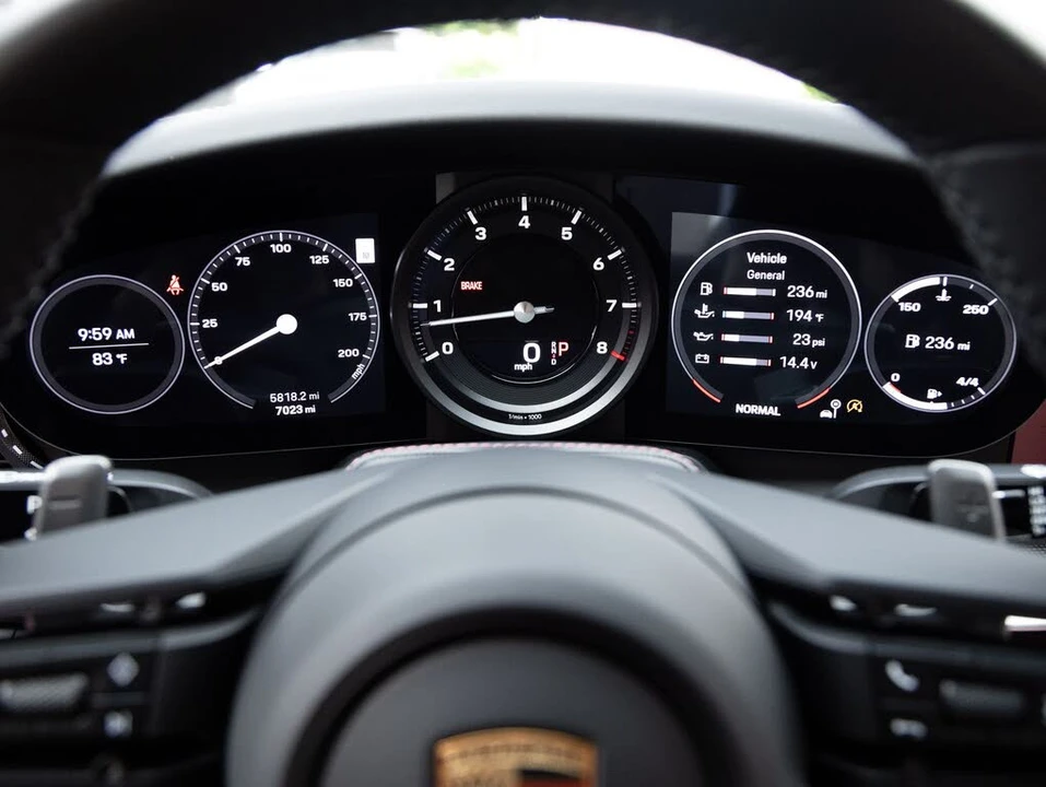 2024 Porsche 992 Carrera S - Image 14 of 31