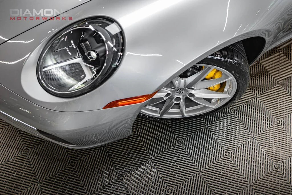 2024 Porsche 992 Carrera S - Image 11 of 31