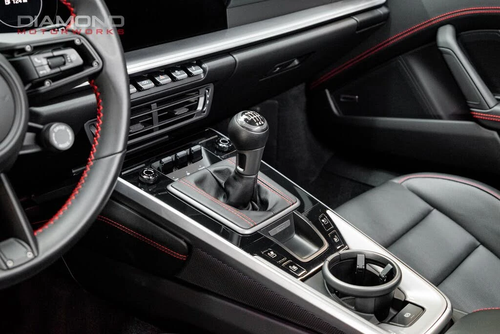 2024 Porsche 992 Carrera S - Image 23 of 31