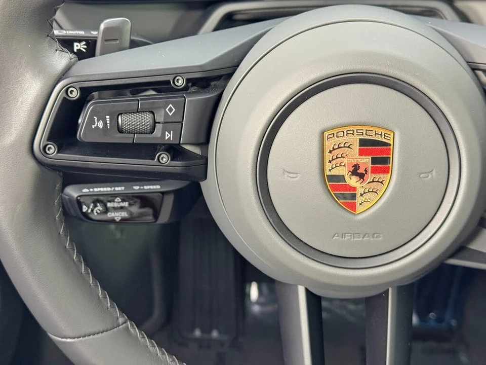 2024 Porsche 992 Carrera S - Image 21 of 31