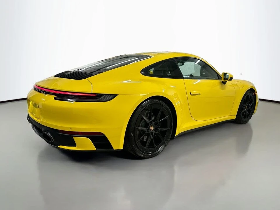 2024 Porsche 992 Carrera S - Image 9 of 31
