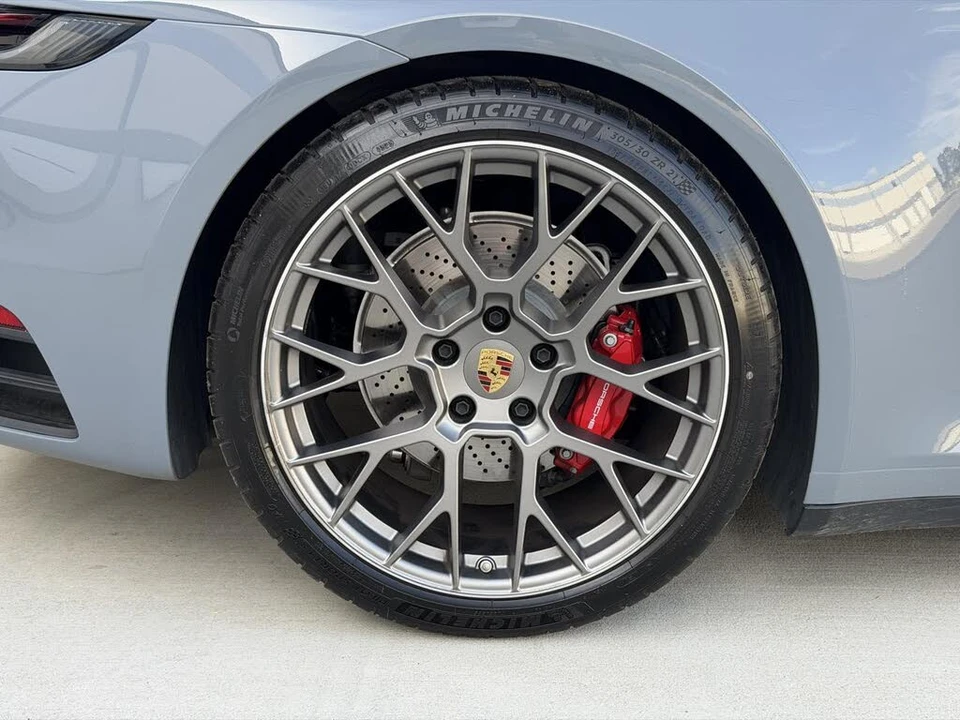 2024 Porsche 992 Carrera S - Image 11 of 31