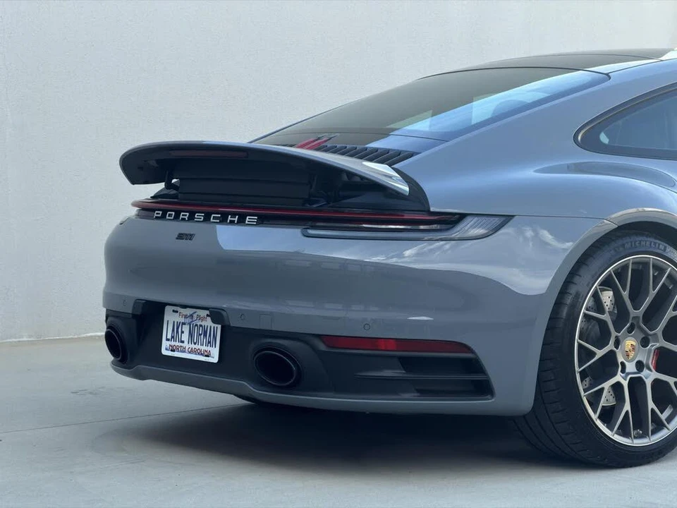 2024 Porsche 992 Carrera S - Image 10 of 31