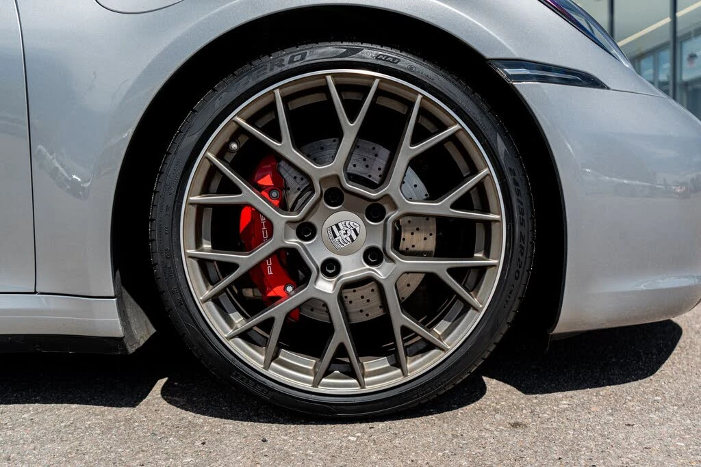 2024 Porsche 992 Carrera S - Image 16 of 31