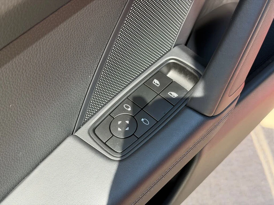 2024 Porsche 992 Carrera S - Image 23 of 31